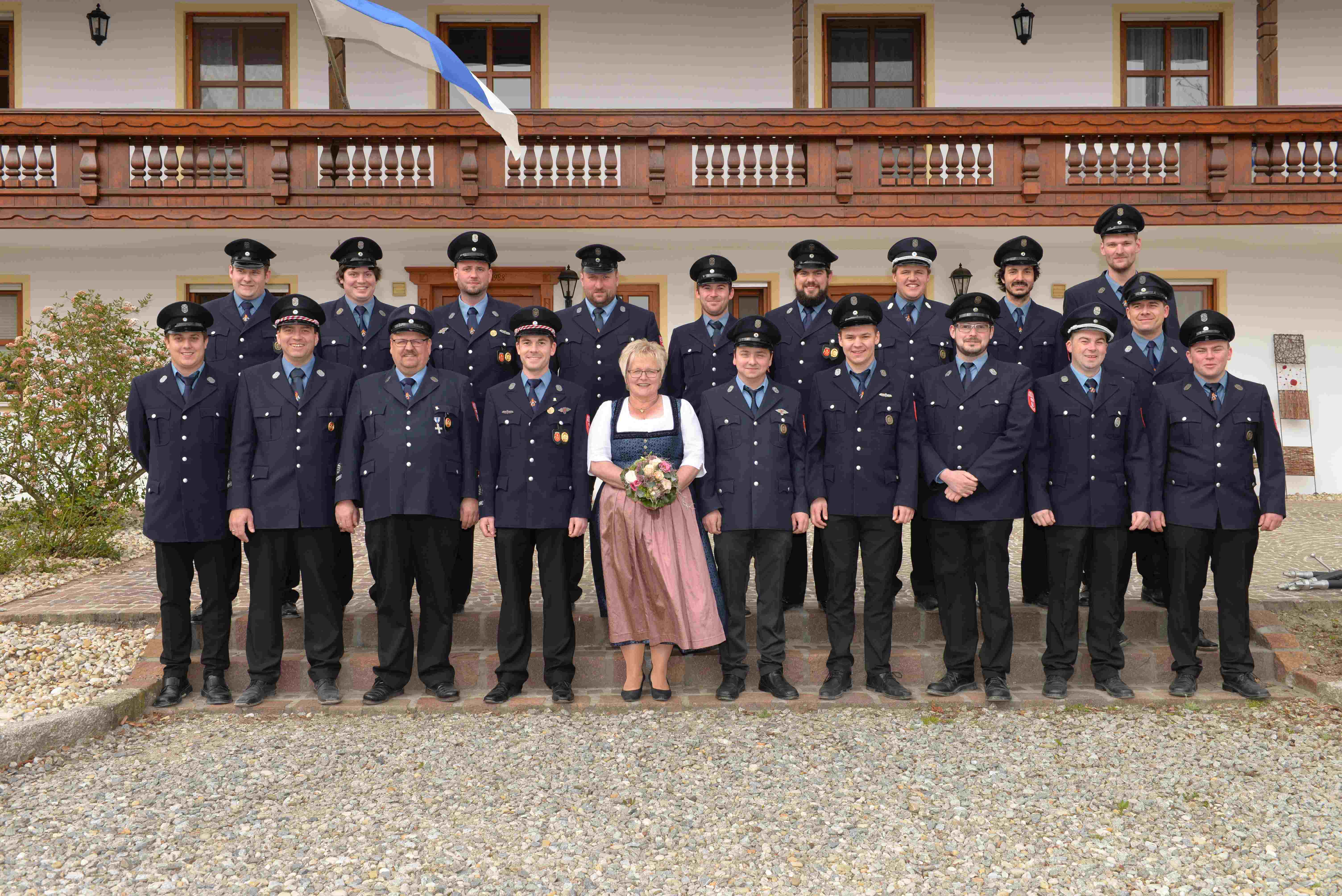 MEDIA_190413_Vorstandschaft_FF-Hailing_V02