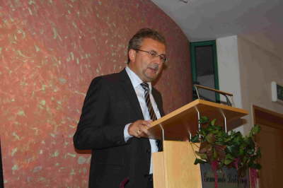 002_Staatliche_Ehrung_25Jahre_1201011