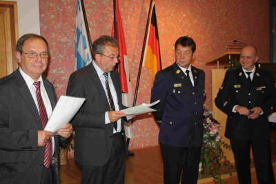 004_Staatliche_Ehrung_25Jahre_1201011