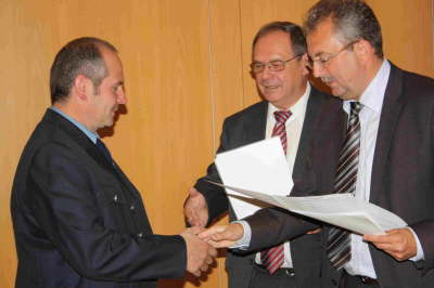 008_Staatliche_Ehrung_25Jahre_1201011