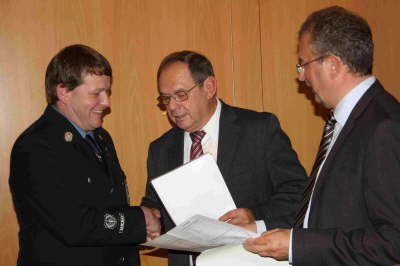 009_Staatliche_Ehrung_25Jahre_1201011